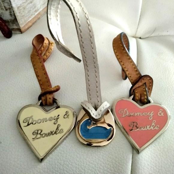 Dooney tags - Picture 2 of 4